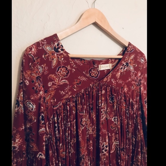 Altar’d State Brick Red Paisley Boho Peasant Top. - Picture 2 of 7